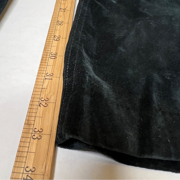 Free People Oxanna Deep Jewel Green Velvet Flare Pants
Size 27 - Picture 8 of 11